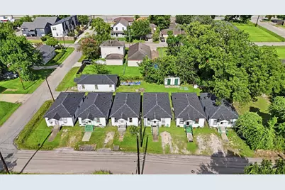 2222 Erastus Street, Houston, TX 77020 - Photo 1