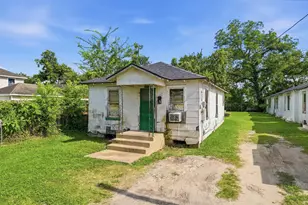 2222 Erastus St, Houston, TX 77020 - Photo 14