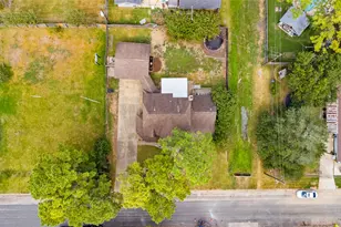 103 Pine Valley St, Huntsville, TX 77320 - Photo 38