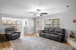 103 Pine Valley St, Huntsville, TX 77320 - Photo 8