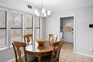 103 Pine Valley St, Huntsville, TX 77320 - Photo 16