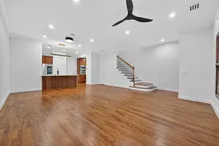 28 Riva Row, The Woodlands, TX 77380 - Photo 6