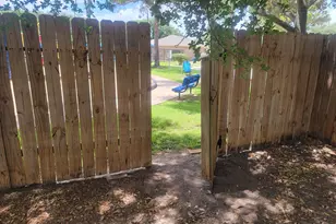 21023 Western Valley Dr, Katy, TX 77449 - Photo 12