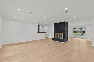 5762 Birdwood Rd, Houston, TX 77096 - Photo 8