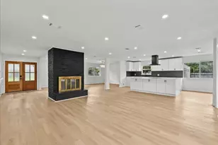 5762 Birdwood Rd, Houston, TX 77096 - Photo 8