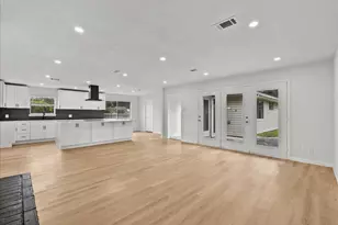 5762 Birdwood Rd, Houston, TX 77096 - Photo 6