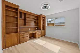 5762 Birdwood Rd, Houston, TX 77096 - Photo 24