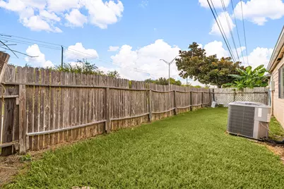 9227 Stockwell Drive, Houston, TX 77083 - Photo 28