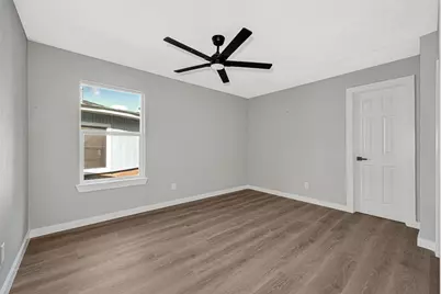 7218 Bretshire Drive, Houston, TX 77016 - Photo 32