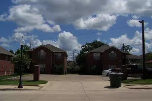 3901 College Main St, Bryan, TX 77801 - Photo 2