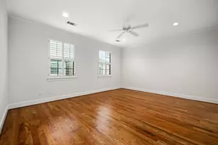 1918 W Bell St, Houston, TX 77019 - Photo 28