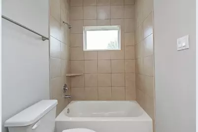 1043 Marcolin, Houston, TX 77088 - Photo 32