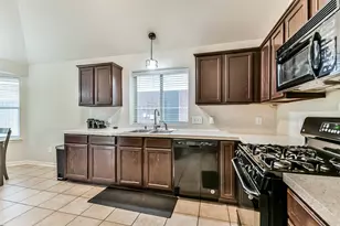 10510 Eagle Rock Ct, La Porte, TX 77571 - Photo 14