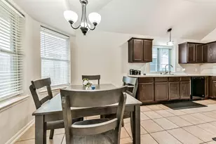 10510 Eagle Rock Ct, La Porte, TX 77571 - Photo 12