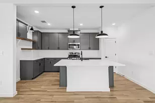 121 Knight Bayou Dr, Dayton, TX 77535 - Photo 4