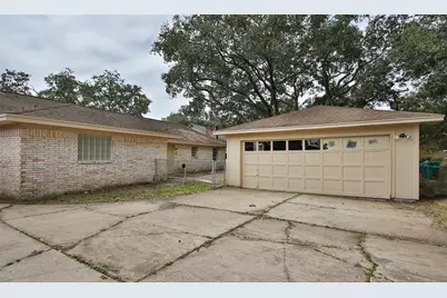 5019 Westwood, Dickinson, TX 77539 - Photo 34