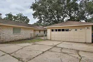 5019 Westwood Dr, Dickinson, TX 77539 - Photo 34