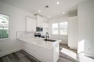 8409 Schneider St, Houston, TX 77093 - Photo 4