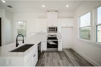 8409 Schneider Street, Houston, TX 77093 - Photo 6