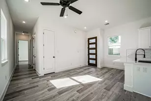 8409 Schneider St, Houston, TX 77093 - Photo 10
