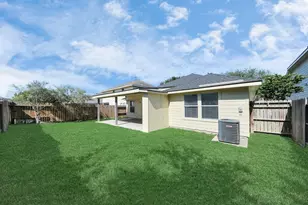 5450 Aloe Ave, Baytown, TX 77521 - Photo 22