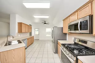 5450 Aloe Ave, Baytown, TX 77521 - Photo 10