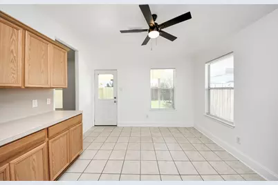 5450 Aloe Avenue, Baytown, TX 77521 - Photo 8