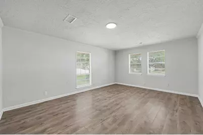 100 Bybee Street, Willis, TX 77378 - Photo 8