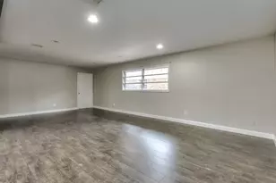9006 Dunlap St, Houston, TX 77074 - Photo 18