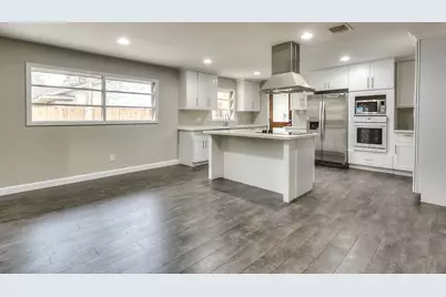 9006 Dunlap Street, Houston, TX 77074 - Photo 10