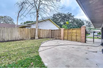9006 Dunlap Street, Houston, TX 77074 - Photo 4