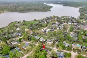 822 Devonport Ln, Seabrook, TX 77586 - Photo 10