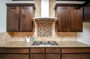 24387 Lenze Rd, Spring, TX 77389 - Photo 8