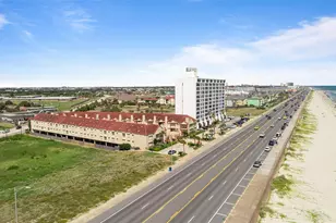 7312 Seawall Blvd, Galveston, TX 77551 - Photo 8