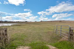 1747 E Old Hallettsville Rd, Flatonia, TX 78941 - Photo 1