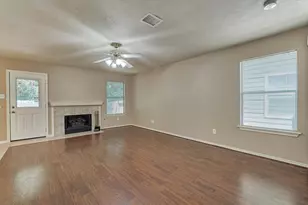 231 Blushwood Pl, The Woodlands, TX 77382 - Photo 6