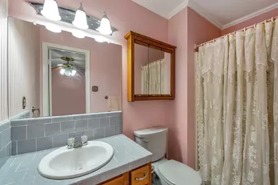 107 Bayou Glen Street, Hitchcock, TX 77563 - Photo 12