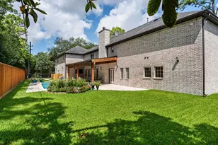 11407 Holidan Way, Hedwig Village, TX 77024 - Photo 48
