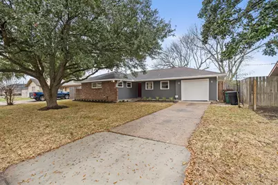 8322 Glen Valley Drive, Houston, TX 77061 - Photo 20