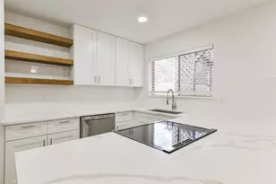 408 Christina Ln, Friendswood, TX 77546 - Photo 10