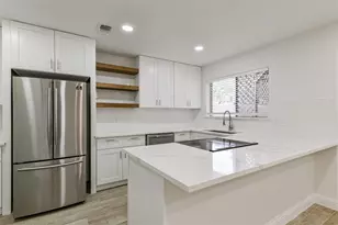 408 Christina Ln, Friendswood, TX 77546 - Photo 8