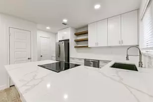 408 Christina Ln, Friendswood, TX 77546 - Photo 12