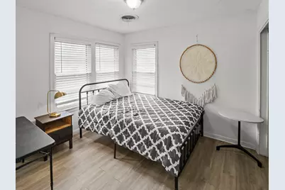 6208 Walnut Hills Drive, Austin, TX 78723 - Photo 12