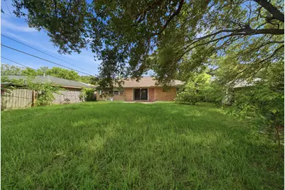 6633 Sandstone Street, Houston, TX 77074 - Photo 10
