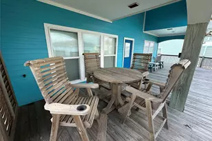 2029 Idyle View, Crystal Beach, TX 77650 - Photo 8