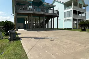 2029 Idyle View, Crystal Beach, TX 77650 - Photo 2