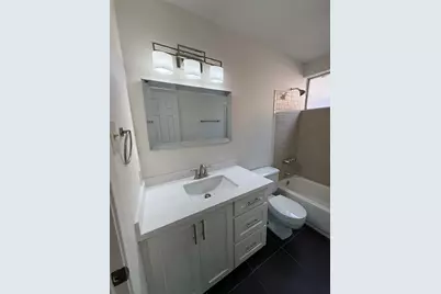 16715 Ribbonridge Drive, Sugar Land, TX 77498 - Photo 6