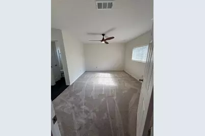 16715 Ribbonridge Drive, Sugar Land, TX 77498 - Photo 8