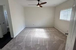 16715 Ribbonridge Dr, Sugar Land, TX 77498 - Photo 8