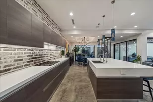 1006 Vista Creek Dr, Sugar Land, TX 77478 - Photo 14